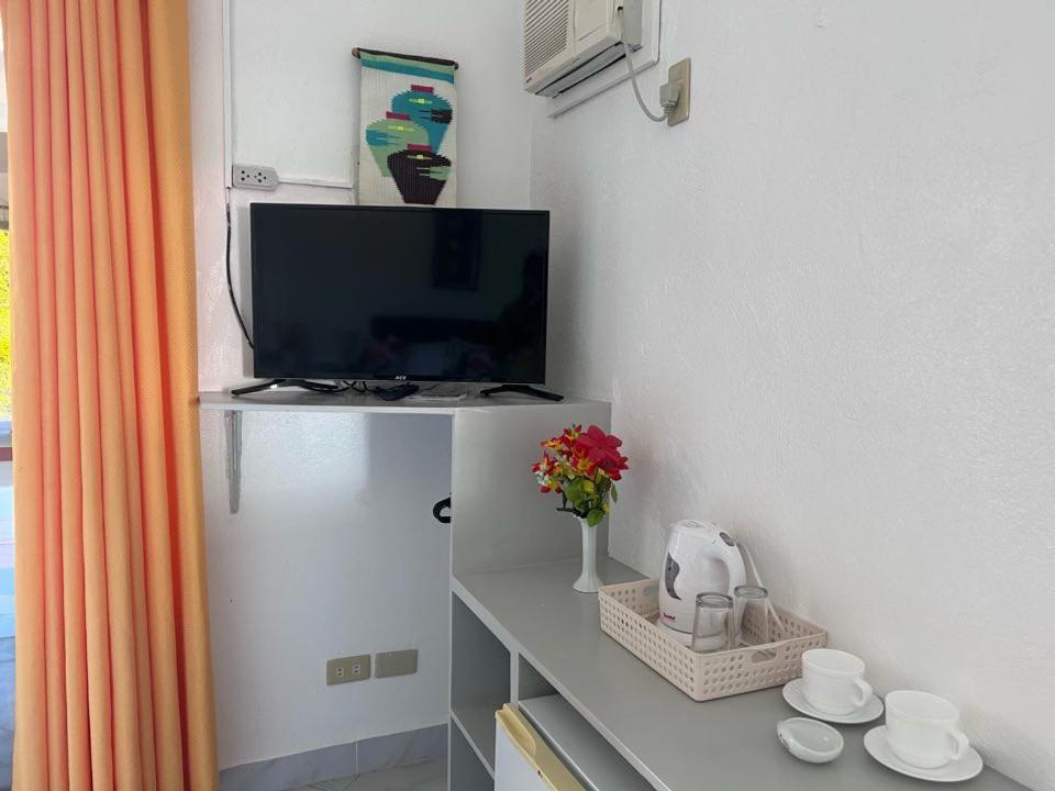 Moonlight Breeze Boracay Apartment Manoc-Manoc
