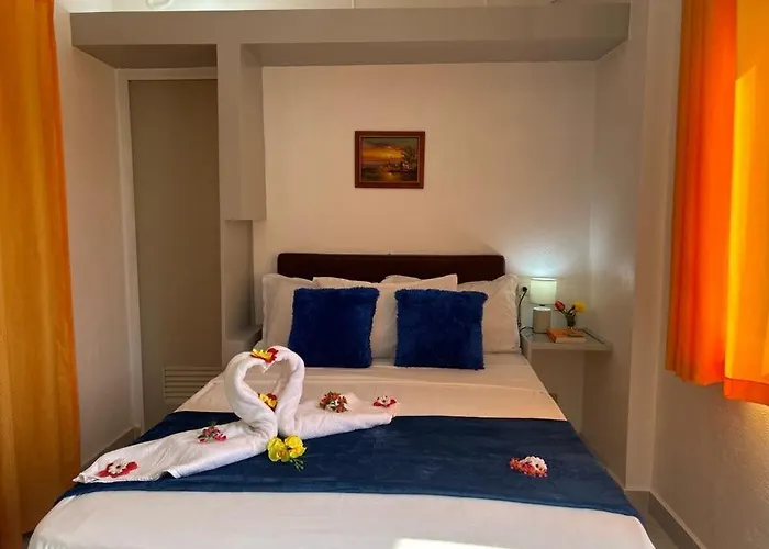 Moonlight Breeze Inn Boracay
